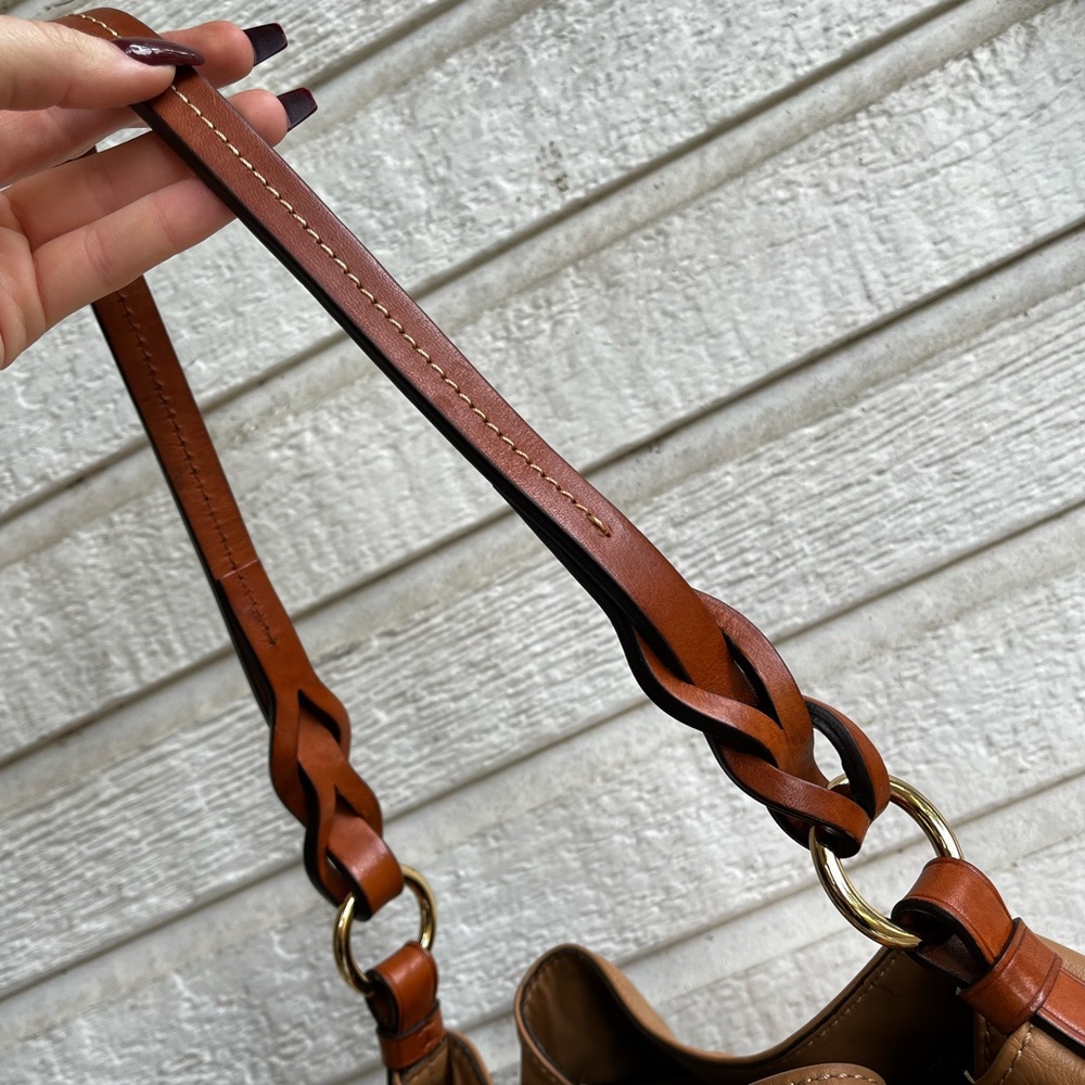 DOONEY & BOURKE Tan XL Tasha Drawstring Bucket Nag Shoulder Tote Sorrento Dillen - Picture 4 of 12